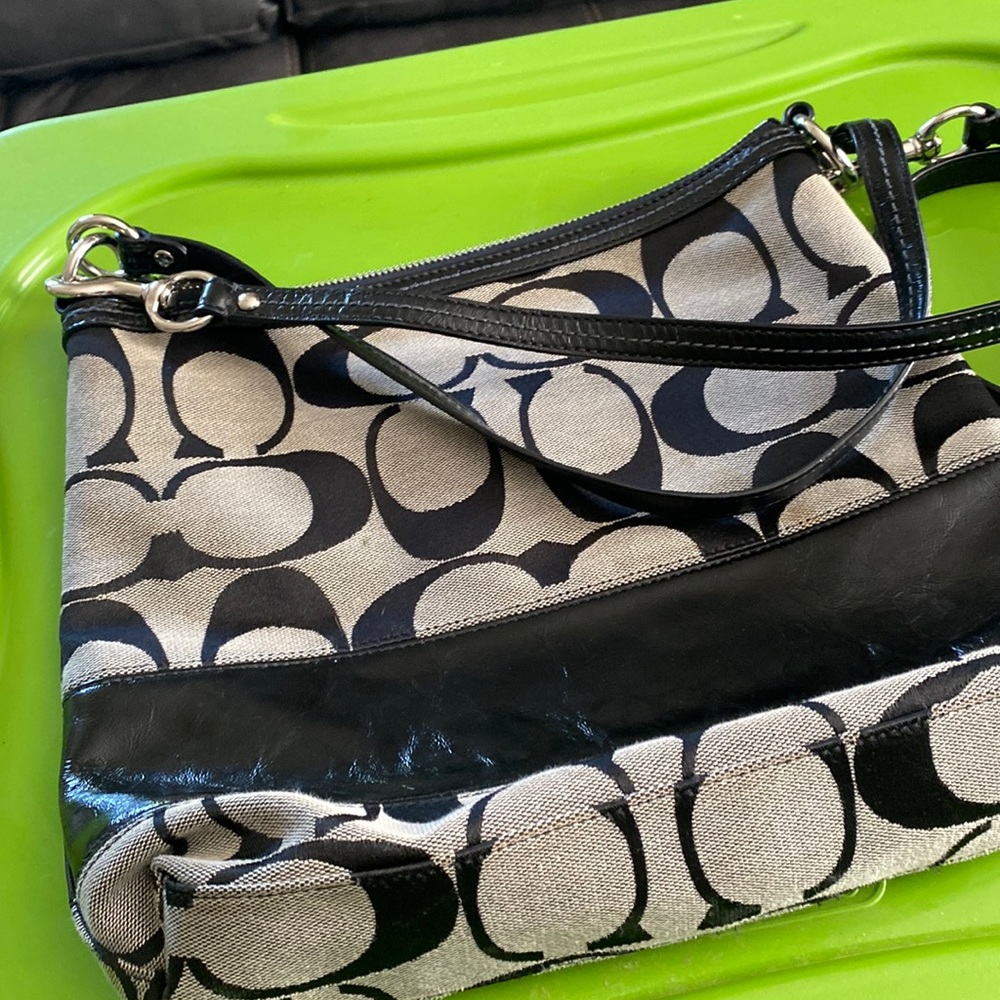Coach shoulder bag